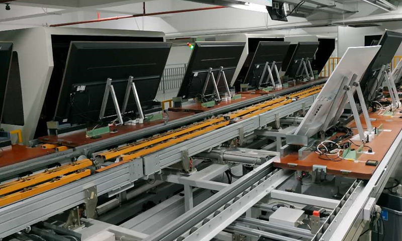652bc34b3303c.jpg tv assembly line -3.jpg